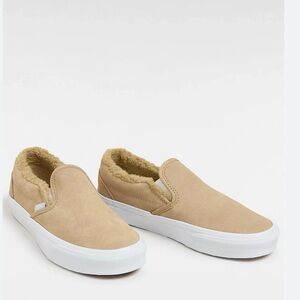 Vans Tan Suede Slip-On Sneakers with Fur women’s 9 men’s 7.5